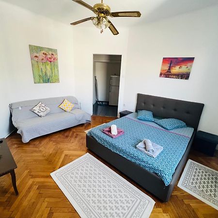 Unirii Downtown Apartment ブカレスト エクステリア 写真